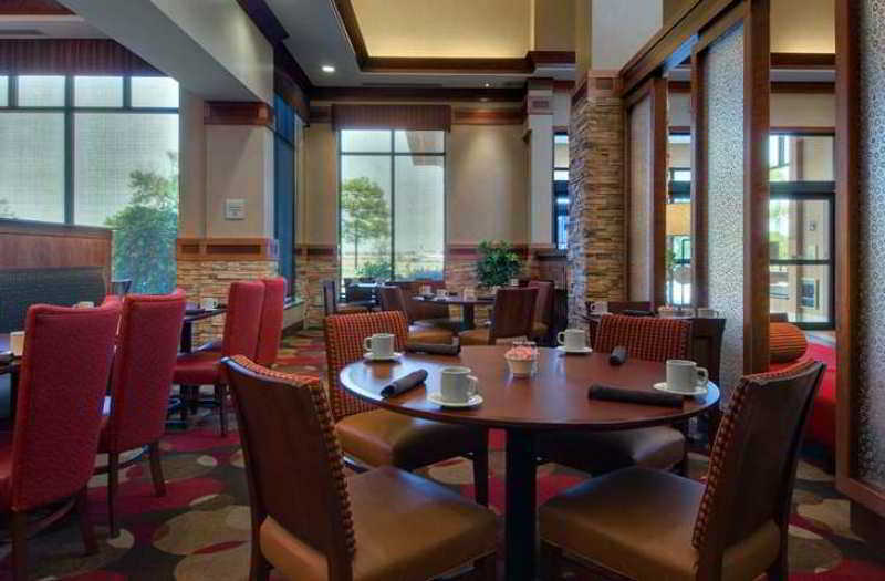 Hilton Garden Inn Milwaukee Airport Restaurant bilde